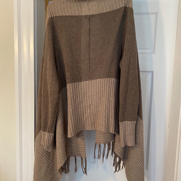 Brown two toned wrap sweater - Picture 4 of 4